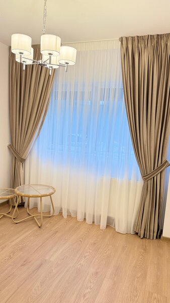 Floreasca Residence, Dinu Pescariu,